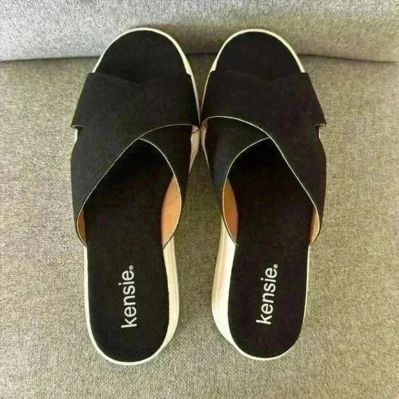 Kensie Rone Platform Sandal - Picture 2 of 14